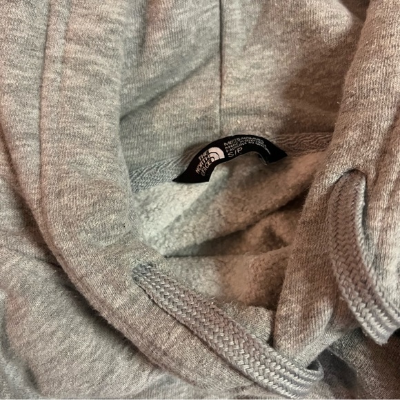 the north face hoodie - Picture 2 of 4